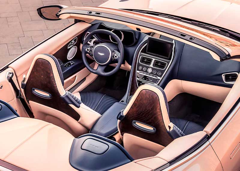 Diseño interior del Aston Martin DB11